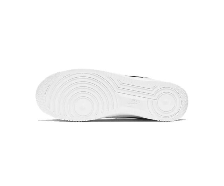 Nike White & Black Low-Top Sneakers