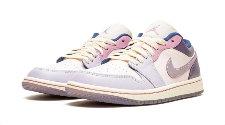 Jordan Air Jordan 1 Low – Soft Purple & Cream Sneakers