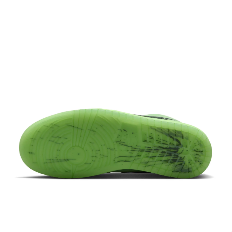 Jordan Green Low-Top Sneakers