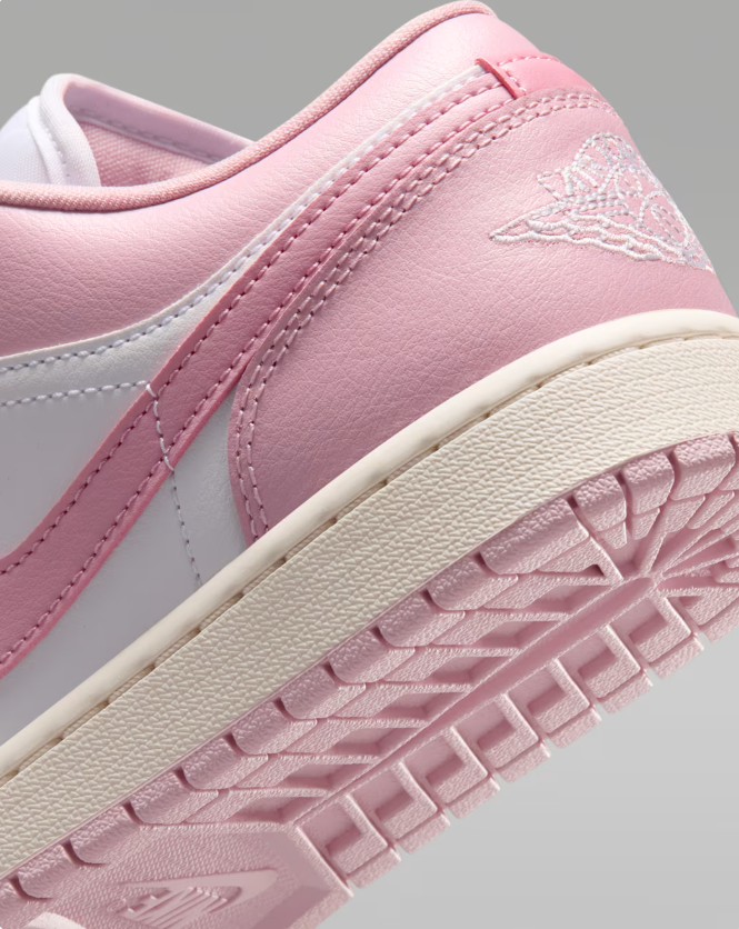 Jordan Air Jordan 1 Low – Soft Pink & White Sneakers