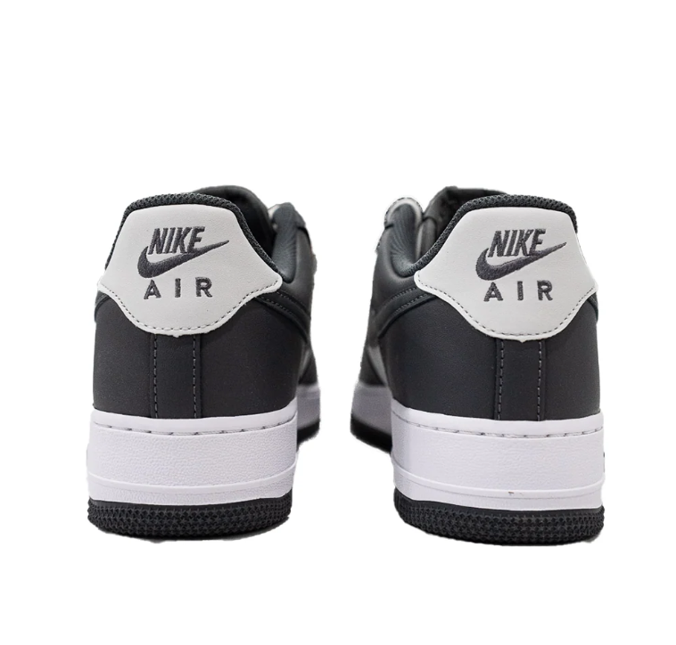 Nike Air Force 1 Low – Black/White Sneakers